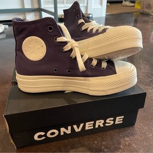 FINAL PRICE DROP | Converse Chuck Taylor All-Star Lift in Raisin sz 6.5